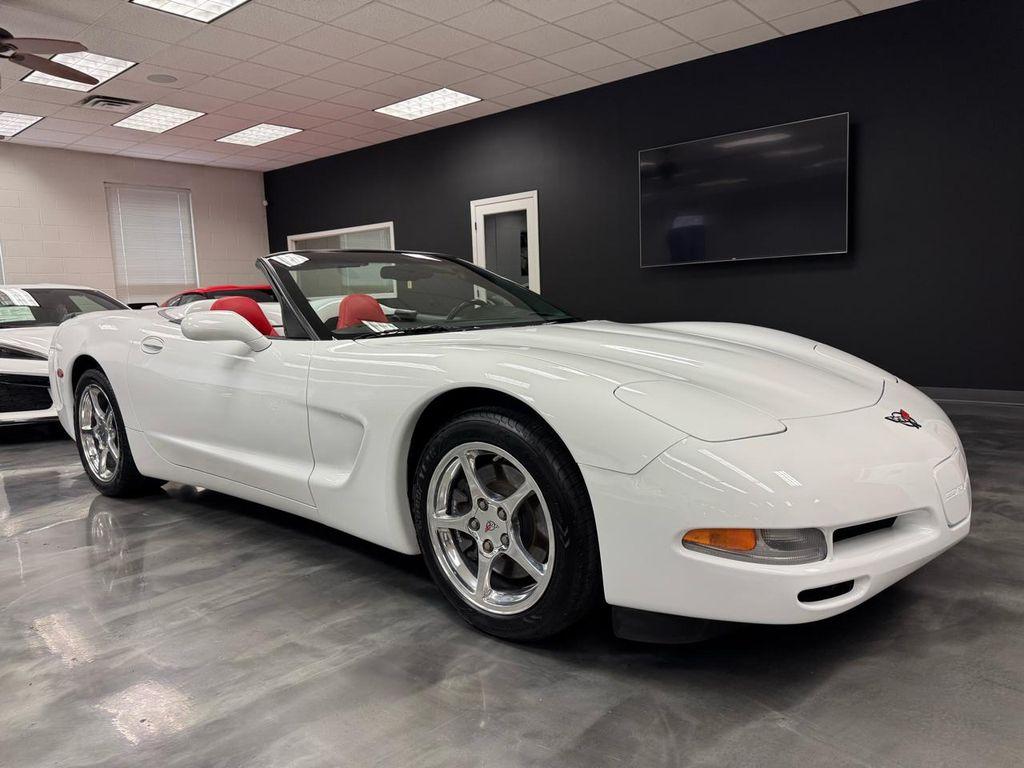 used 2000 Chevrolet Corvette car