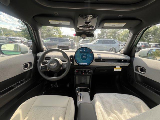 used 2025 MINI Hardtop car, priced at $39,725