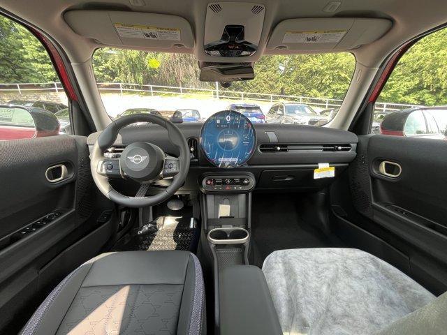 used 2025 MINI Hardtop car, priced at $37,025