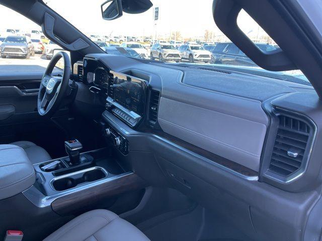 used 2025 GMC Sierra 1500 car, priced at $46,995