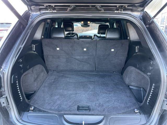 used 2020 Jeep Grand Cherokee car, priced at $19,900