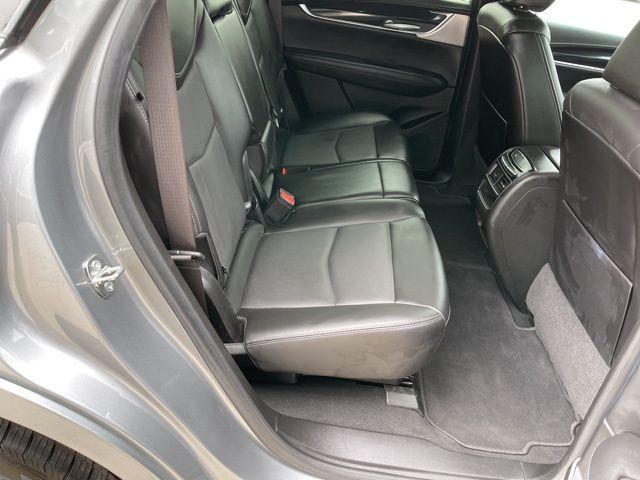 used 2024 Cadillac XT5 car, priced at $30,891