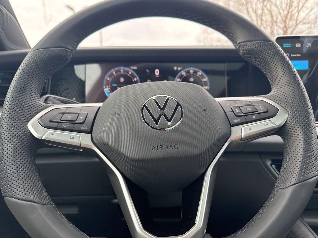 new 2026 Volkswagen Tiguan car, priced at $40,376