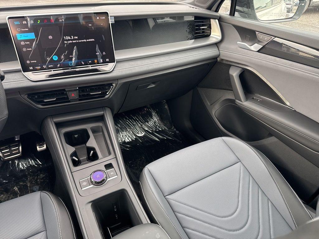 new 2026 Volkswagen Tiguan car, priced at $40,376