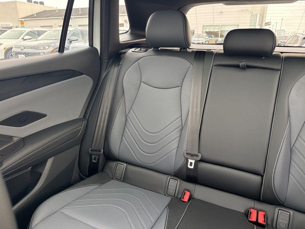 new 2026 Volkswagen Tiguan car, priced at $40,376