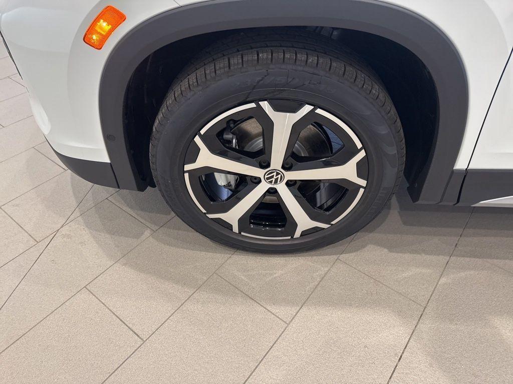 new 2026 Volkswagen Tiguan car, priced at $37,448