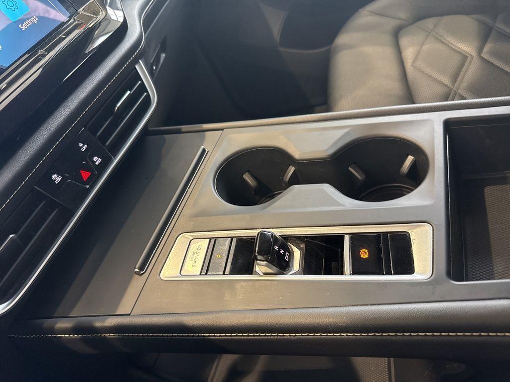 used 2024 Volkswagen Atlas car, priced at $27,467