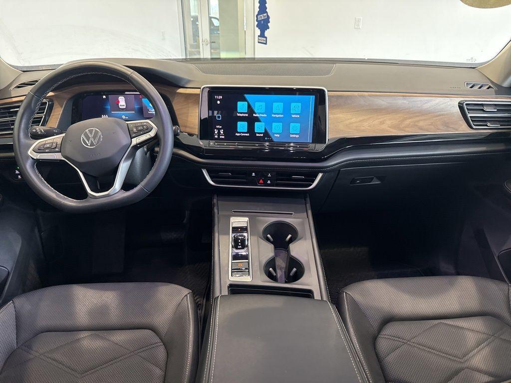 used 2024 Volkswagen Atlas car, priced at $27,467