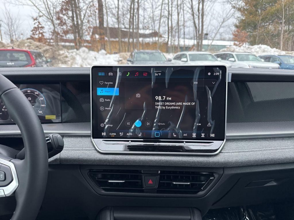 new 2026 Volkswagen Tiguan car, priced at $33,638