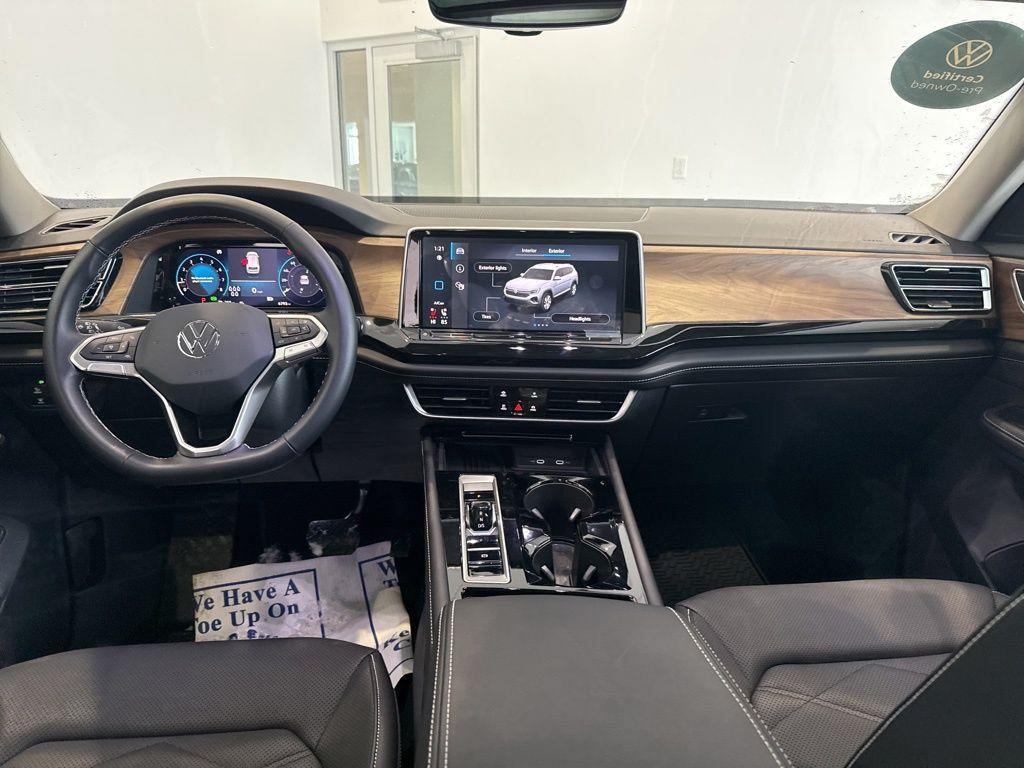 used 2025 Volkswagen Atlas car, priced at $42,253