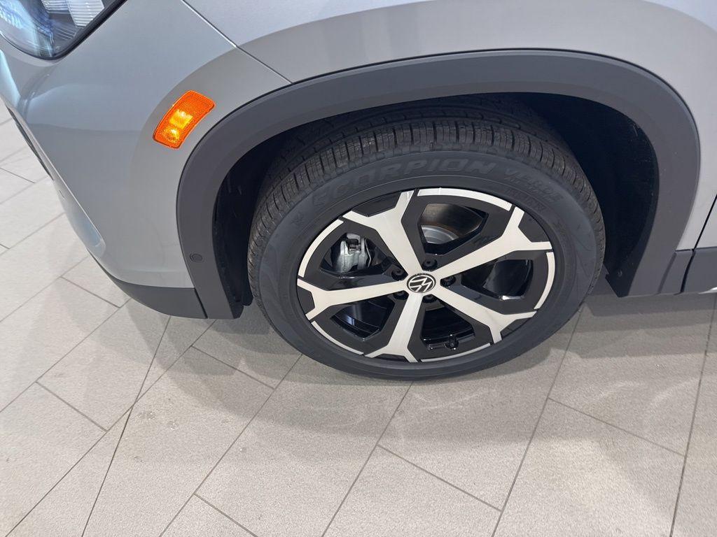 new 2026 Volkswagen Tiguan car, priced at $38,897