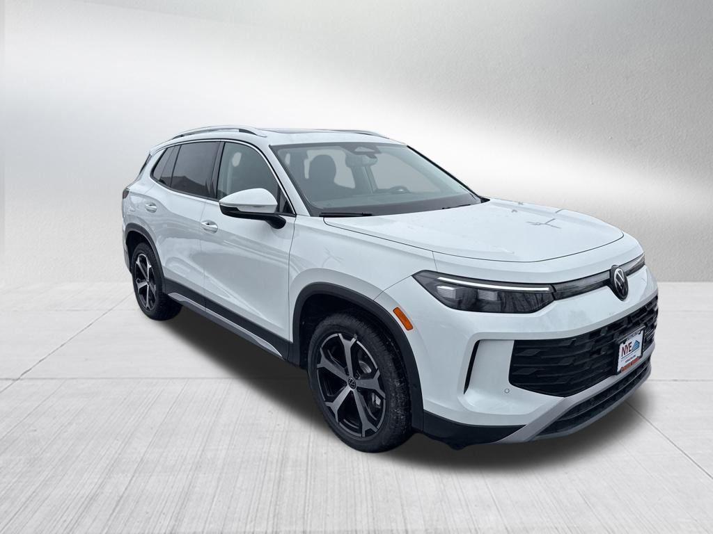 new 2026 Volkswagen Tiguan car, priced at $37,343