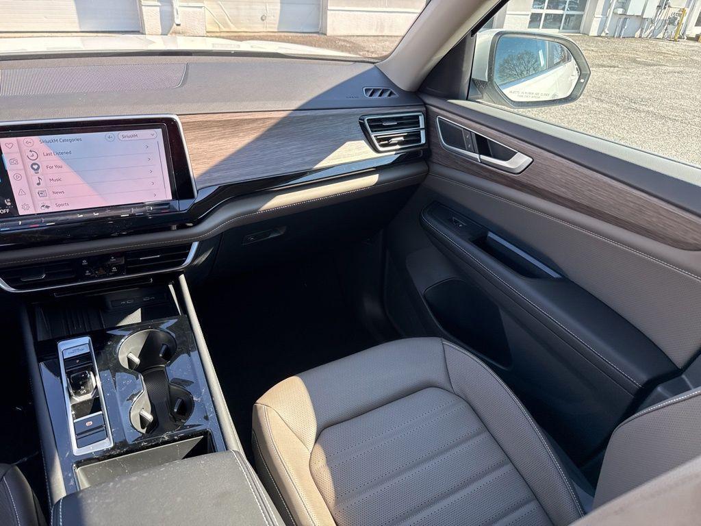new 2026 Volkswagen Atlas car, priced at $50,869