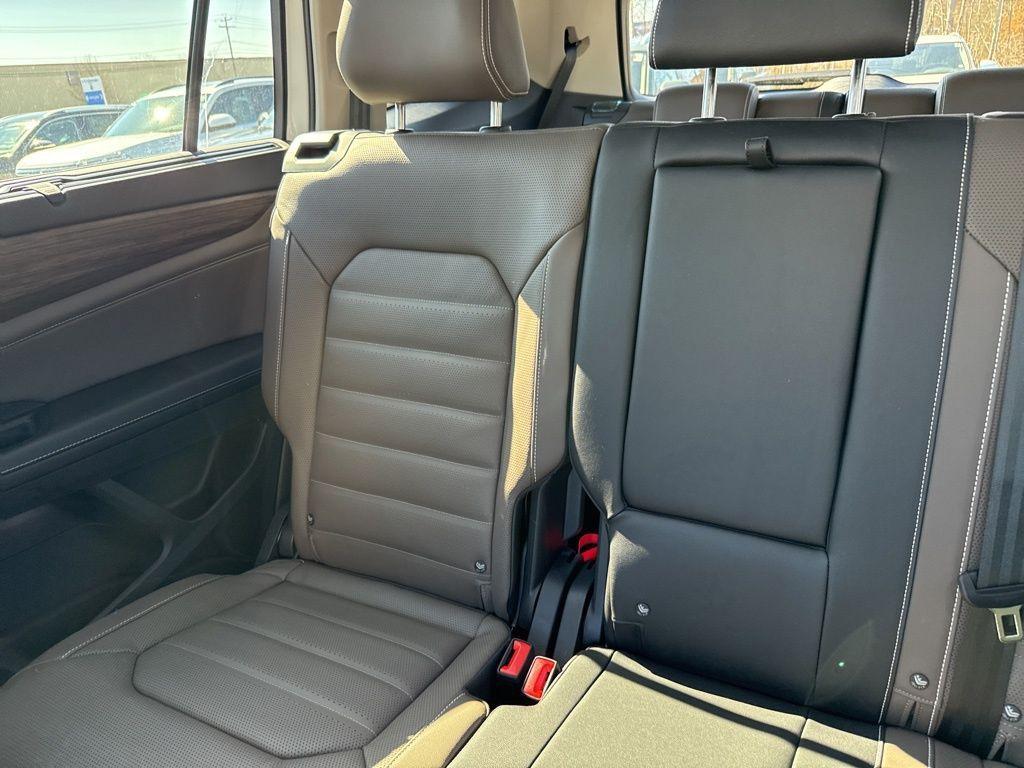 new 2026 Volkswagen Atlas car, priced at $50,869