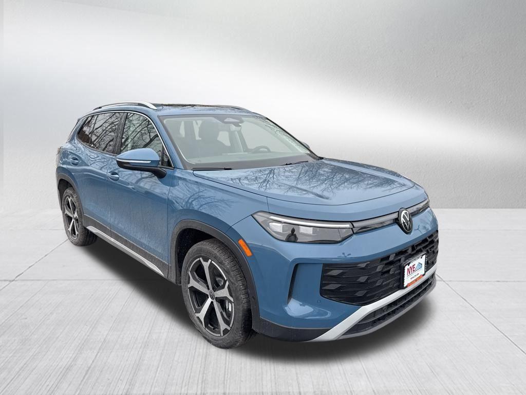 new 2026 Volkswagen Tiguan car, priced at $37,560