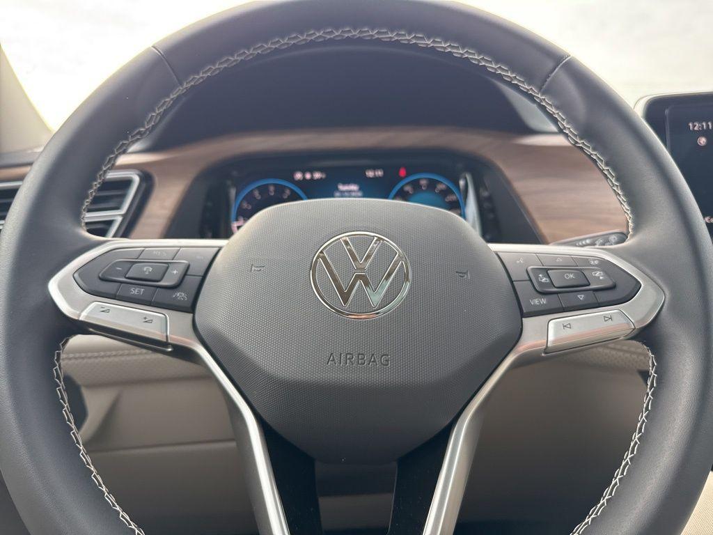 new 2026 Volkswagen Atlas car, priced at $48,312