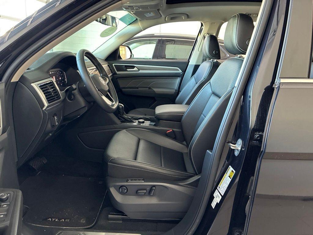 used 2023 Volkswagen Atlas car, priced at $30,456