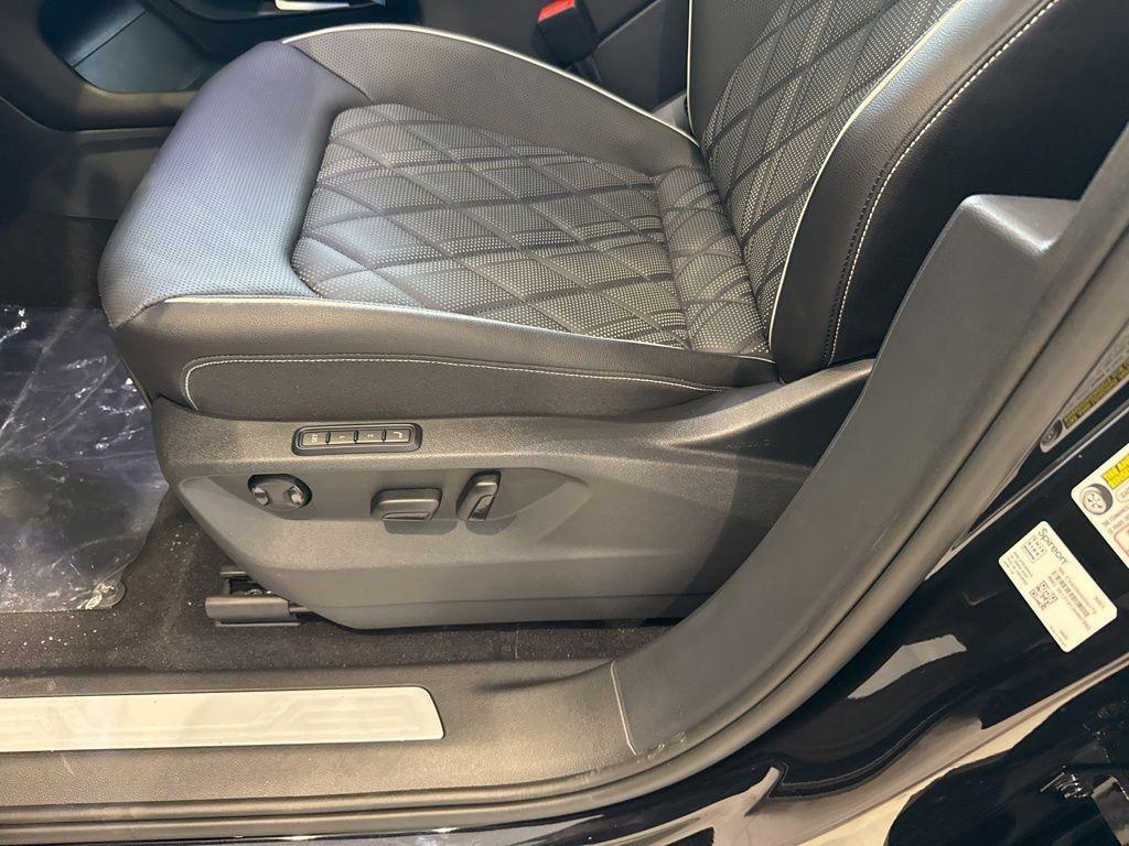 new 2026 Volkswagen Atlas car, priced at $55,953