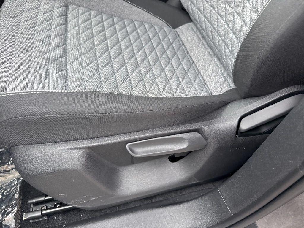 new 2026 Volkswagen Tiguan car, priced at $33,380