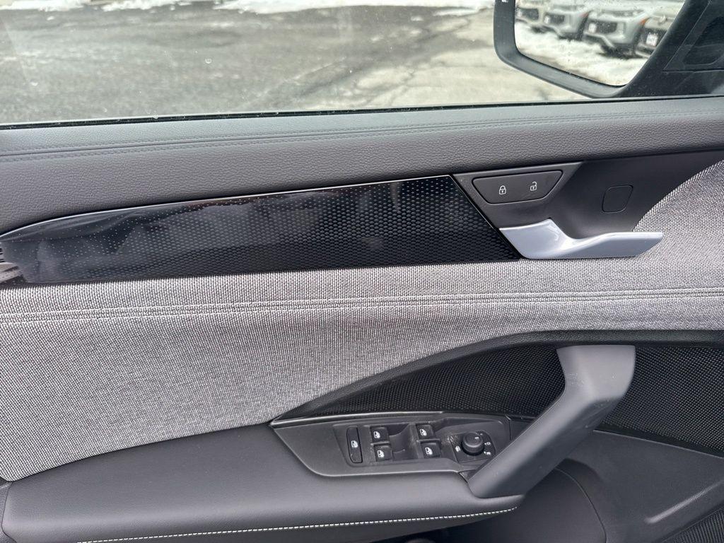 new 2026 Volkswagen Tiguan car, priced at $33,380