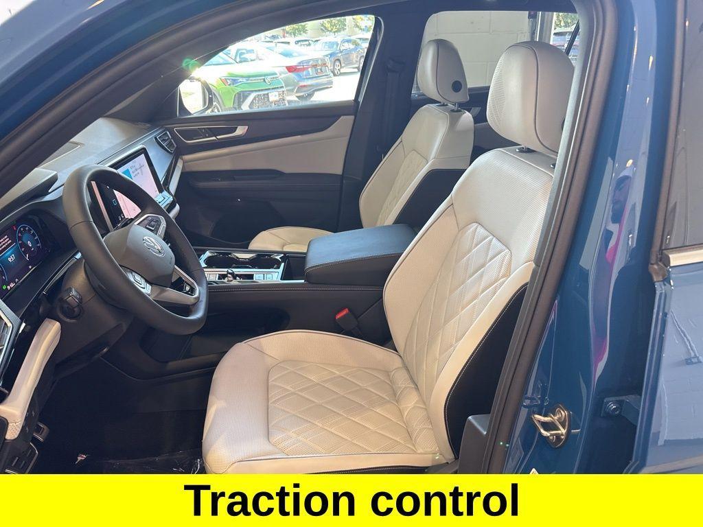 new 2026 Volkswagen Atlas Cross Sport car, priced at $54,510