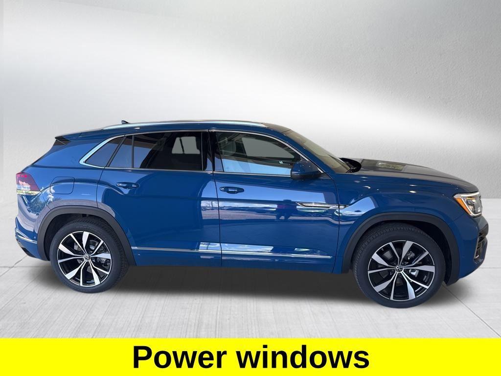 new 2026 Volkswagen Atlas Cross Sport car, priced at $54,510