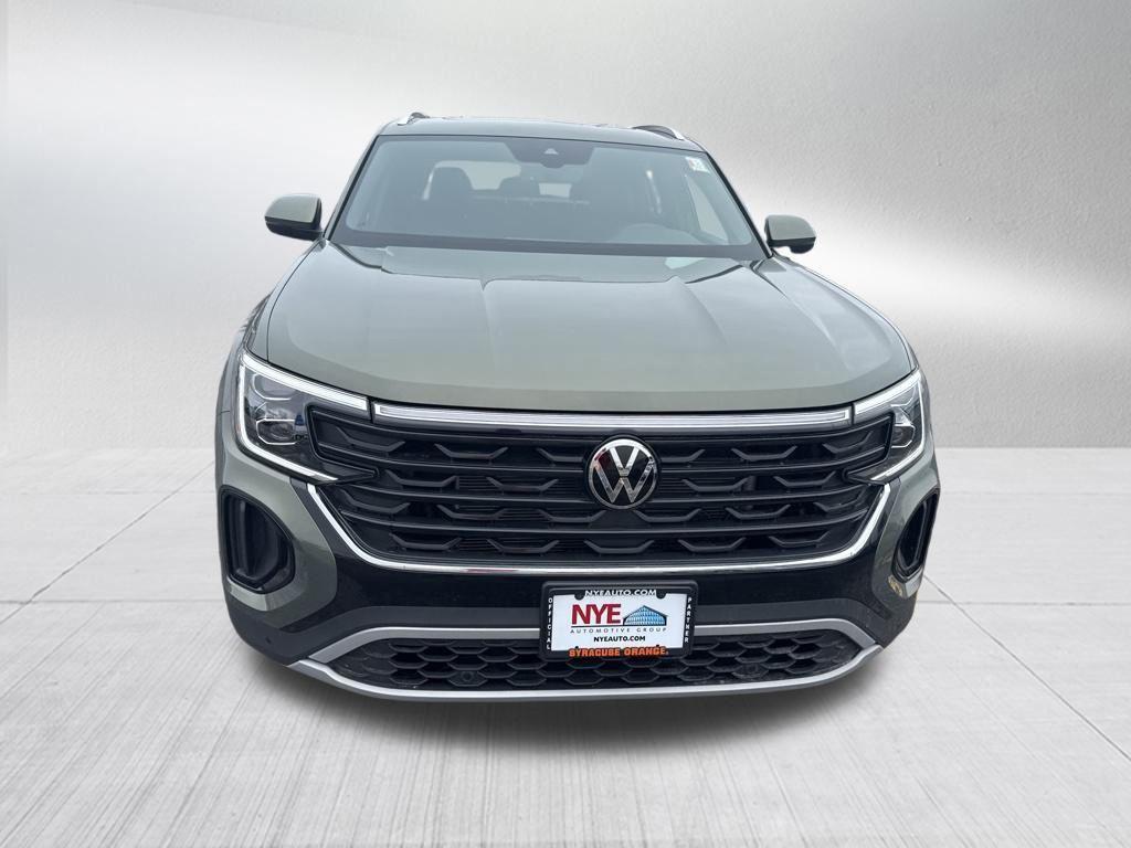 new 2026 Volkswagen Atlas Cross Sport car, priced at $47,350