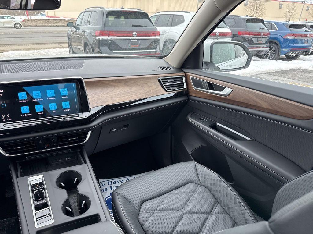 new 2026 Volkswagen Atlas car, priced at $42,715