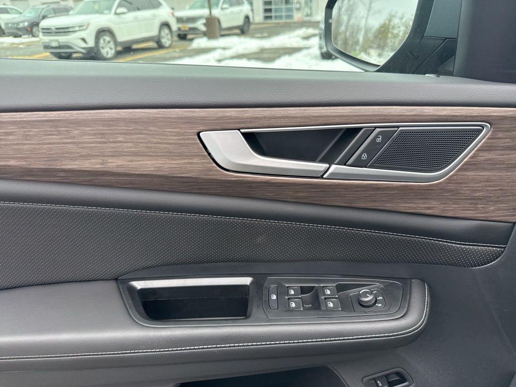 new 2026 Volkswagen Atlas car, priced at $50,869