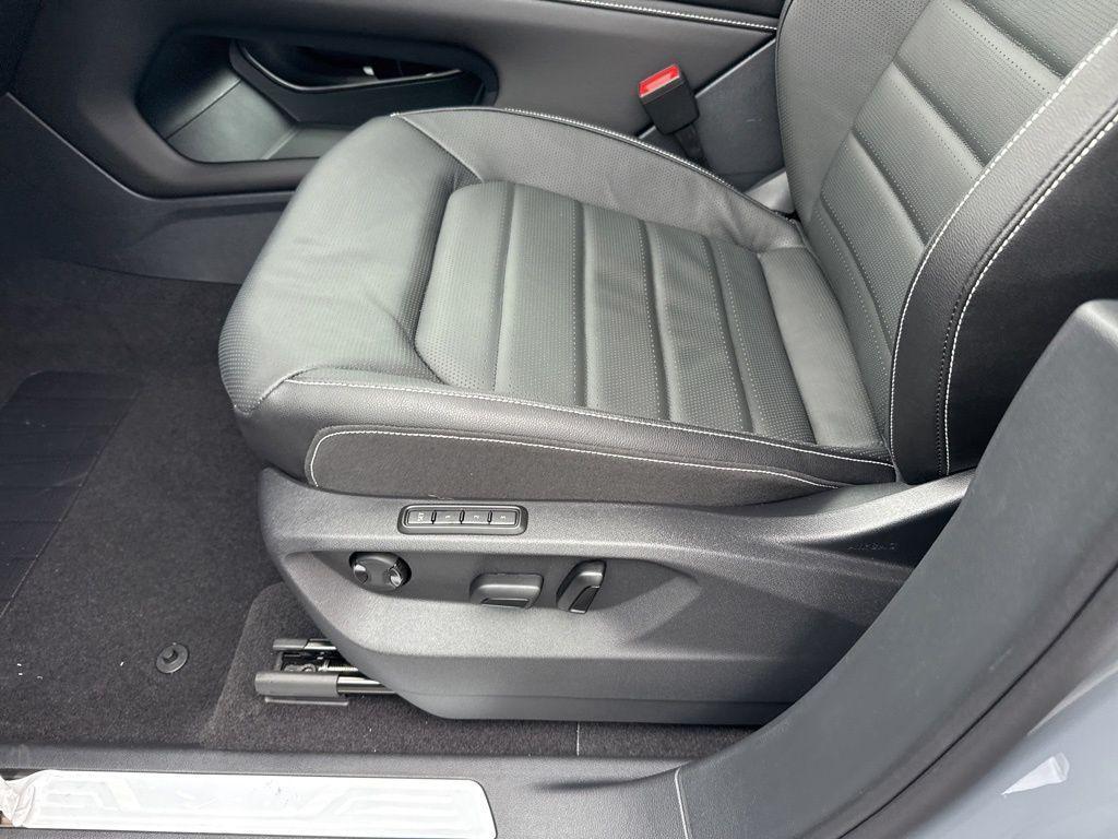 new 2026 Volkswagen Atlas car, priced at $50,869