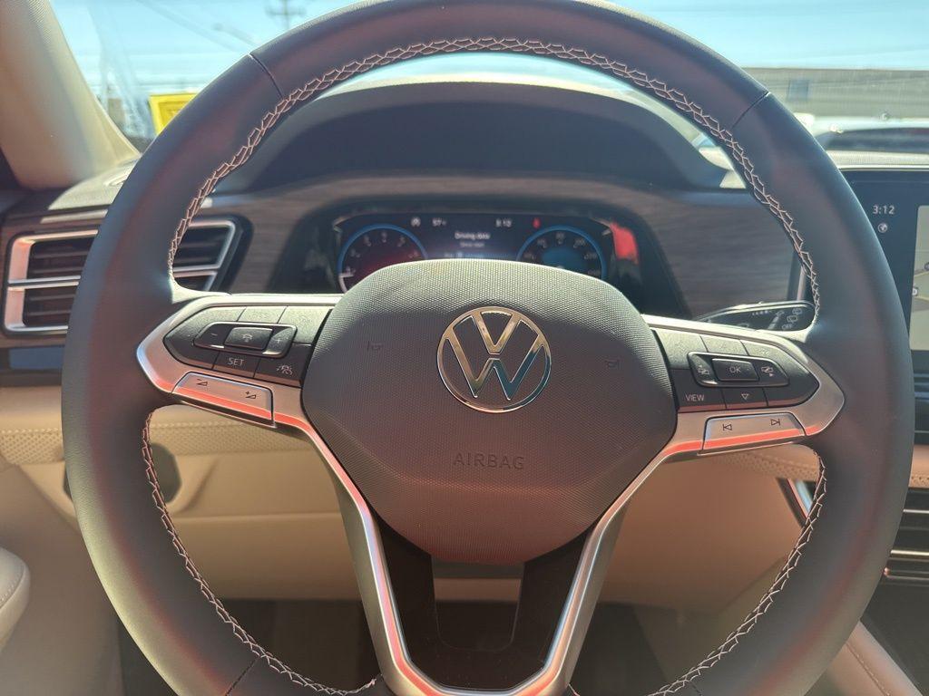 new 2026 Volkswagen Atlas car, priced at $51,312