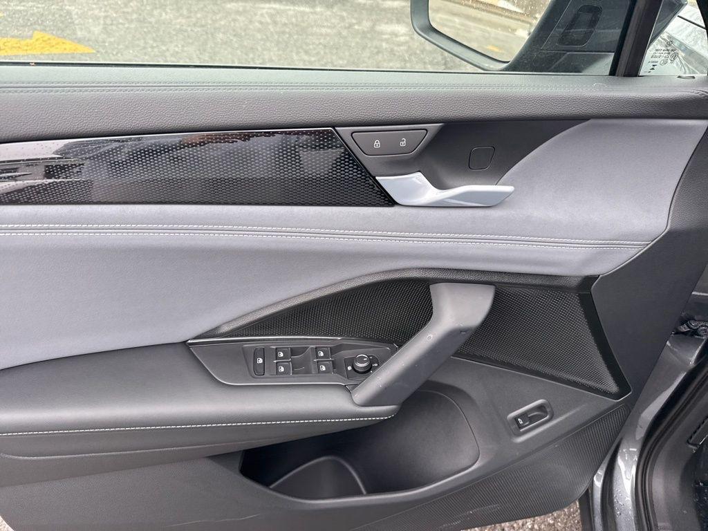 new 2026 Volkswagen Tiguan car, priced at $36,416