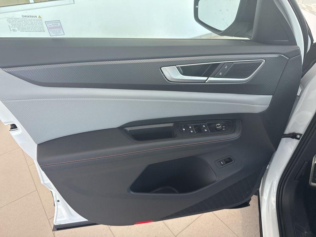 new 2026 Volkswagen Atlas car, priced at $50,902