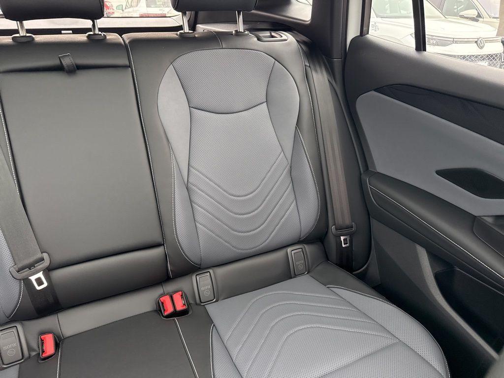 new 2026 Volkswagen Tiguan car, priced at $40,756