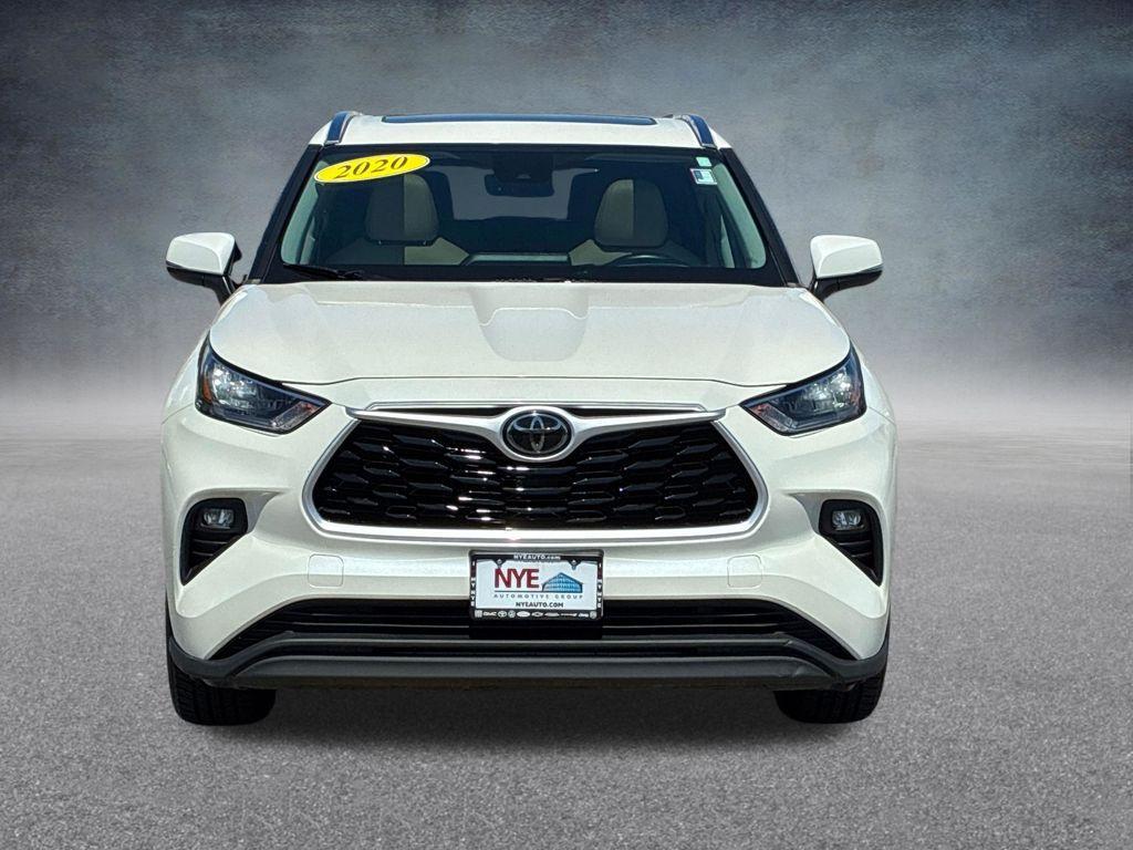 used 2020 Toyota Highlander car, priced at $26,482