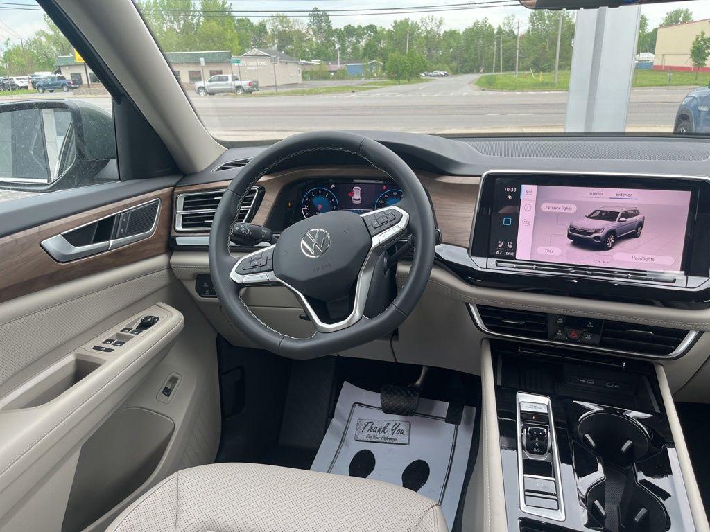 new 2026 Volkswagen Atlas car, priced at $47,363