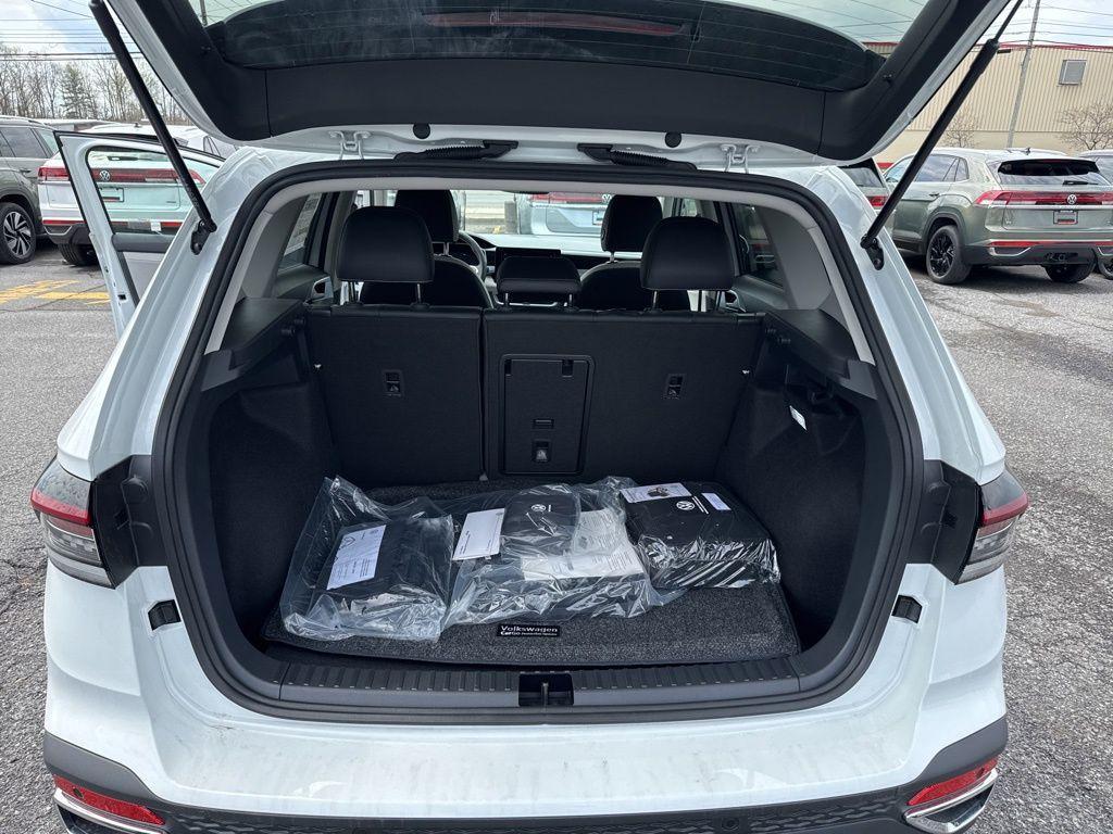 new 2026 Volkswagen Taos car, priced at $32,079