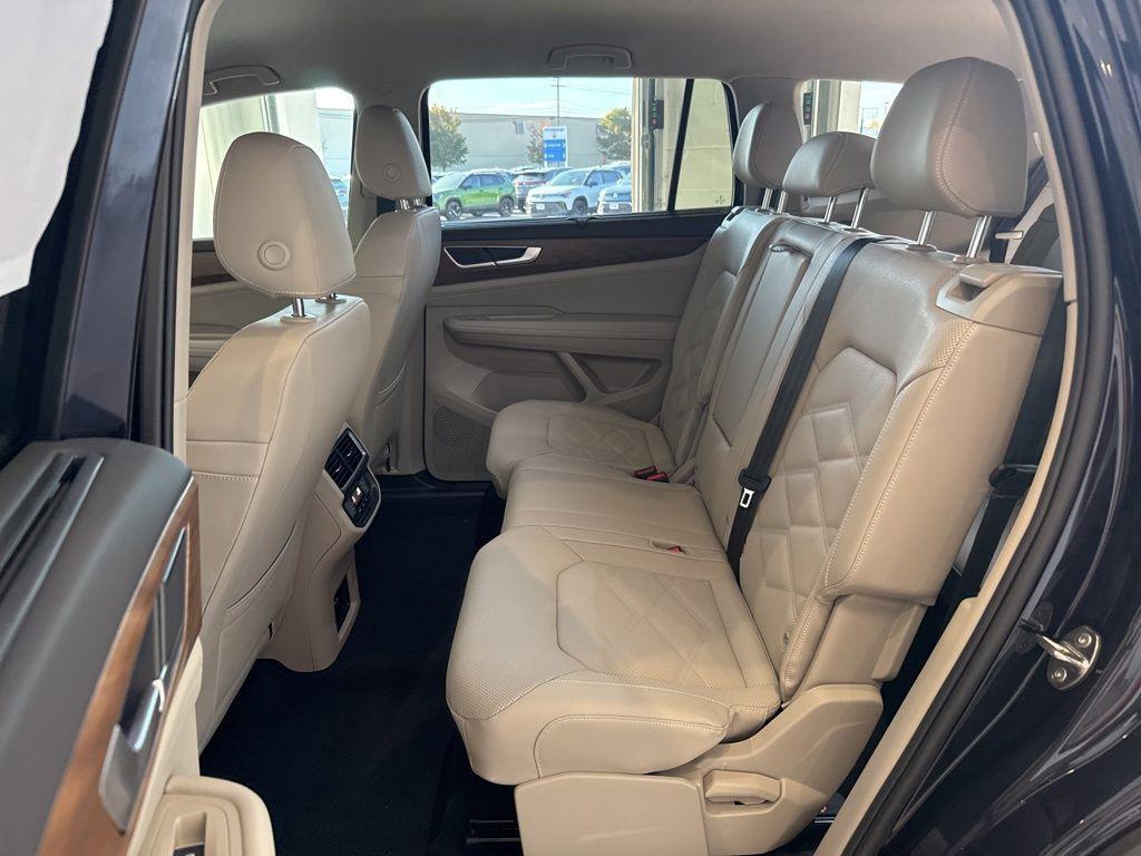 new 2026 Volkswagen Atlas car, priced at $47,020