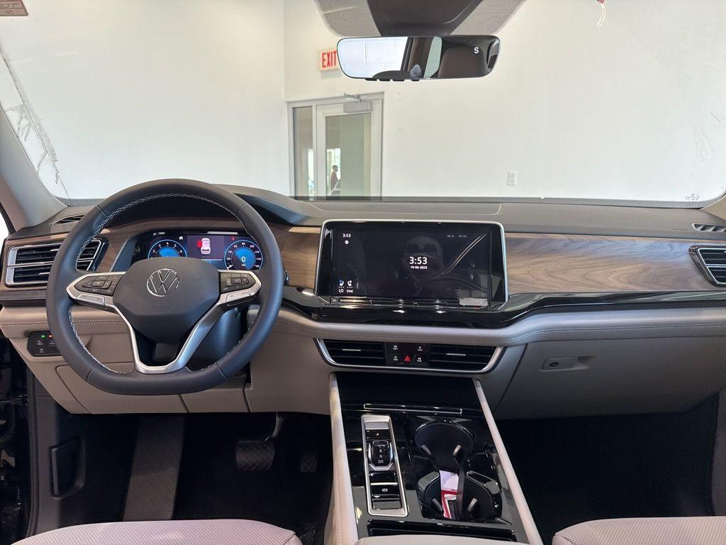 new 2026 Volkswagen Atlas car, priced at $47,020