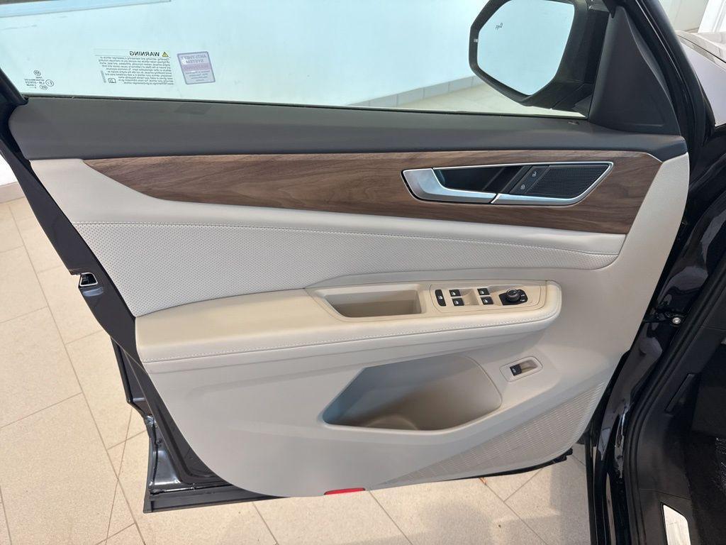 new 2026 Volkswagen Atlas car, priced at $47,020