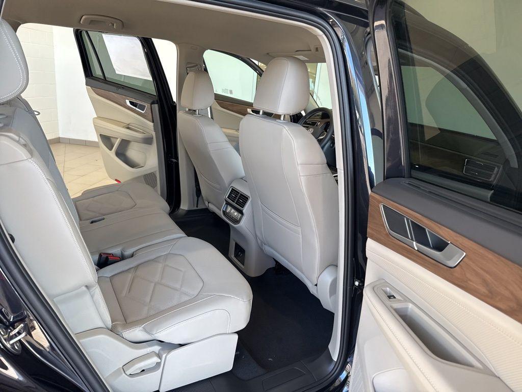 new 2026 Volkswagen Atlas car, priced at $47,020