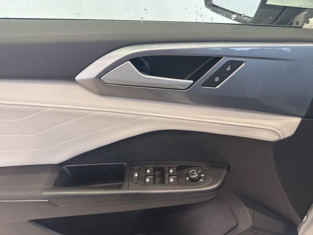 new 2026 Volkswagen Taos car, priced at $37,186