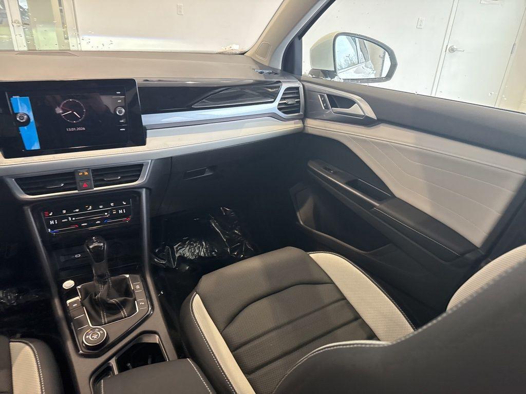 new 2026 Volkswagen Taos car, priced at $37,186