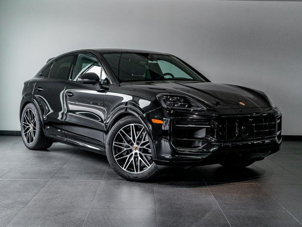 new 2025 Porsche Cayenne car, priced at $111,665