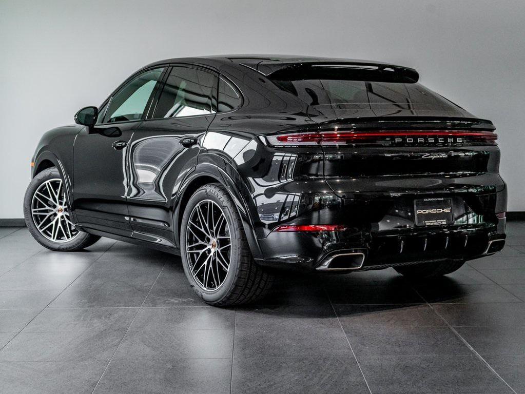 new 2025 Porsche Cayenne car, priced at $111,665