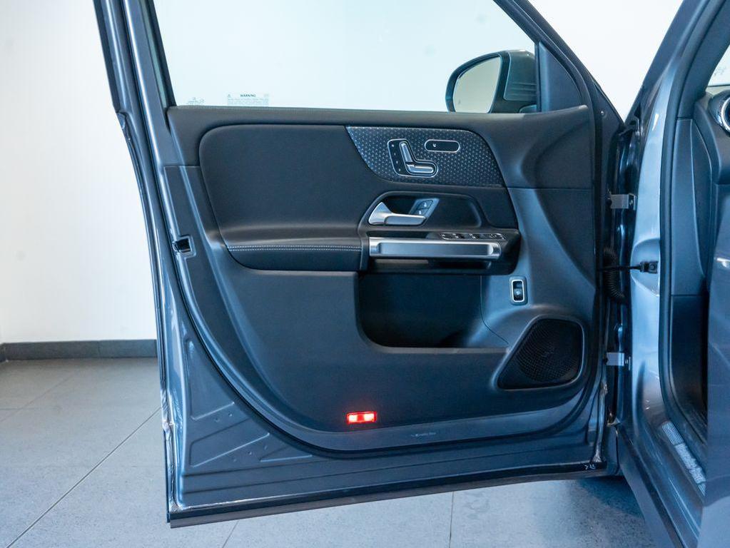 used 2026 Mercedes-Benz GLB 250 car, priced at $44,999