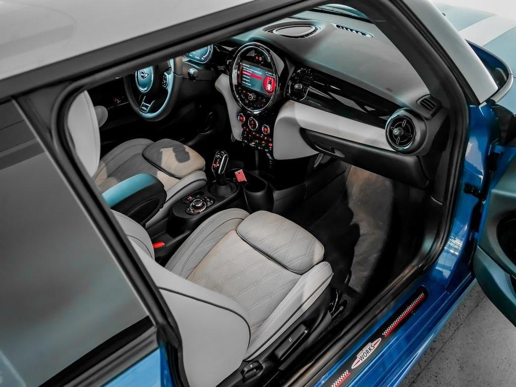 used 2024 MINI Hardtop car, priced at $37,000