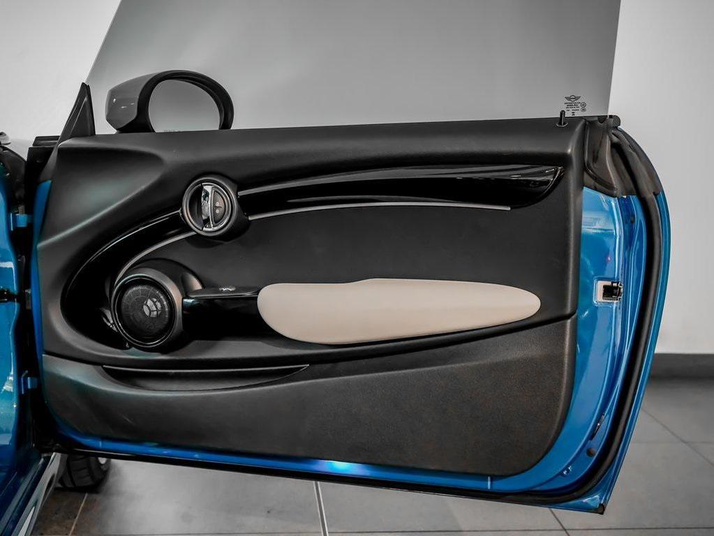 used 2024 MINI Hardtop car, priced at $37,000