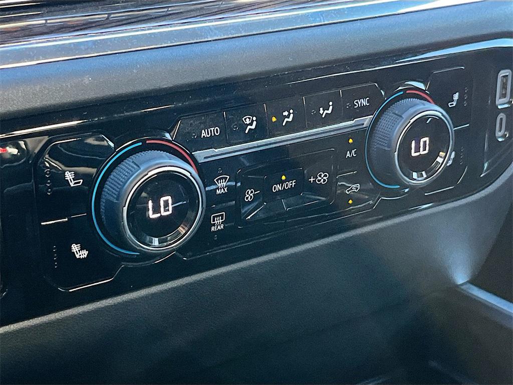 used 2024 Chevrolet Silverado 1500 car, priced at $38,800