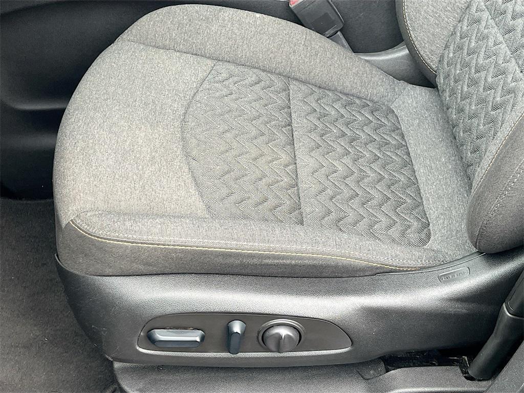 used 2023 Chevrolet Equinox car, priced at $17,700